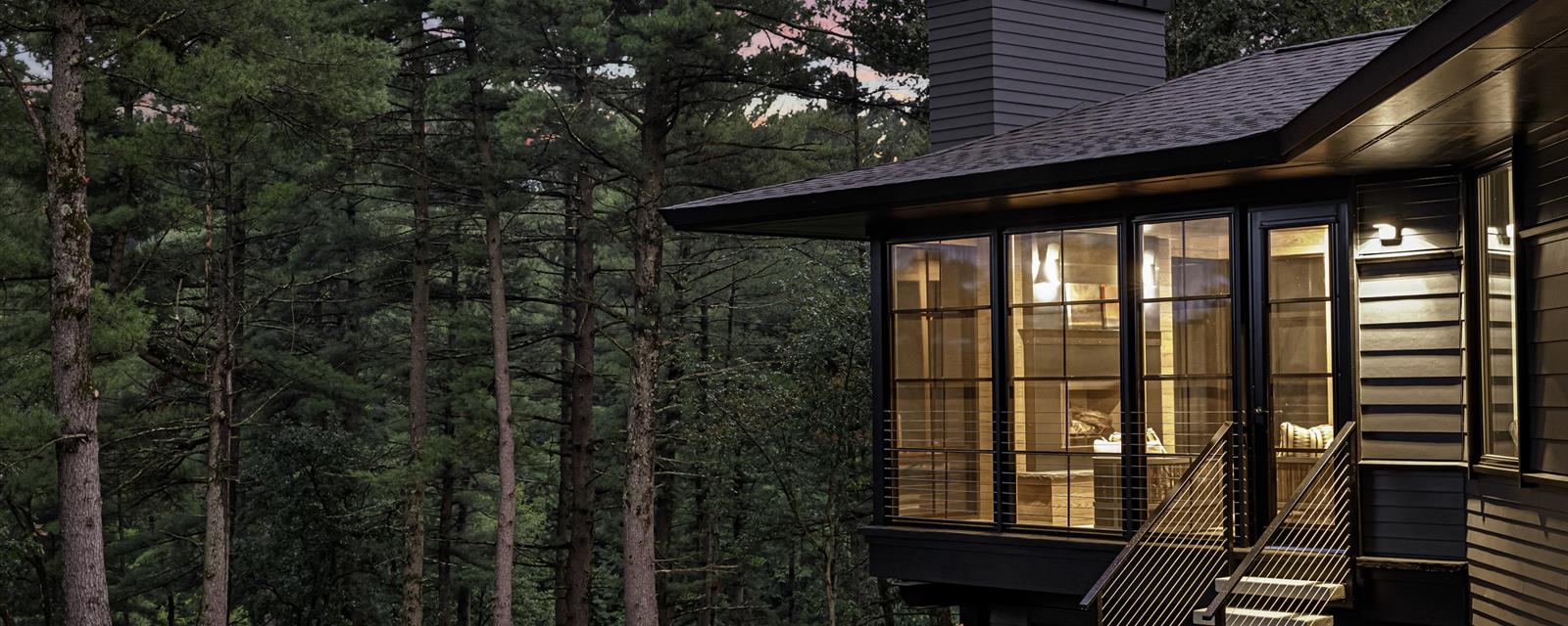 Scenic Riverside Modern Prairie - Exterior 3